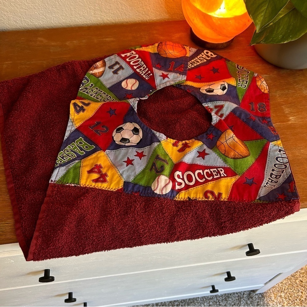 HANDMADE Extra Long Bib Towel Material With Pockets Velcro By Neck Hole (1384)